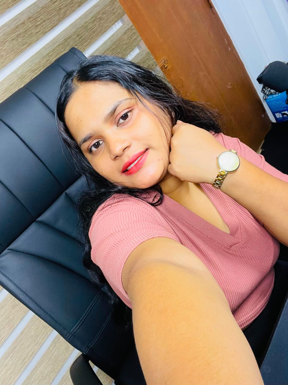 DEW BANDARA profile image